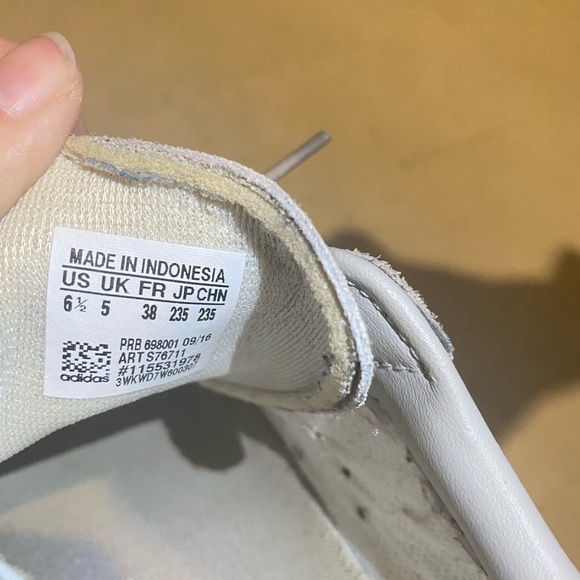 Adidas runners - Picture 3 of 7